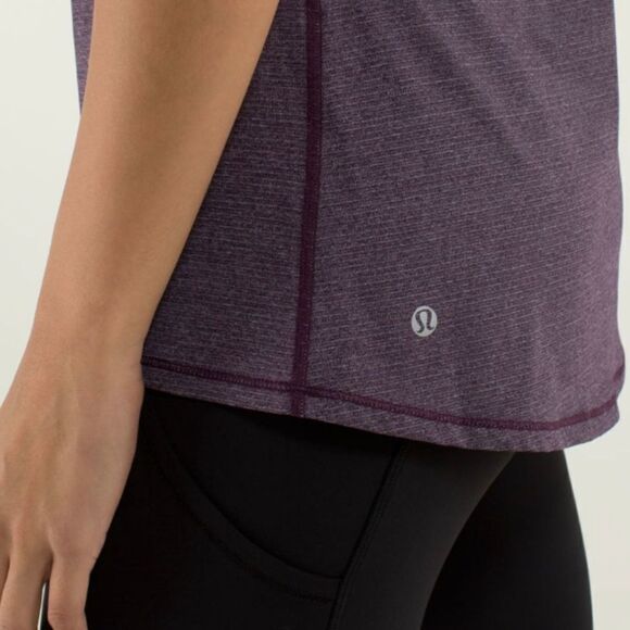 $5 Item! Lululemon Size 4 2013 2-In-Run Heathered Deep Zinfandel Athletic Tank - Picture 7 of 12